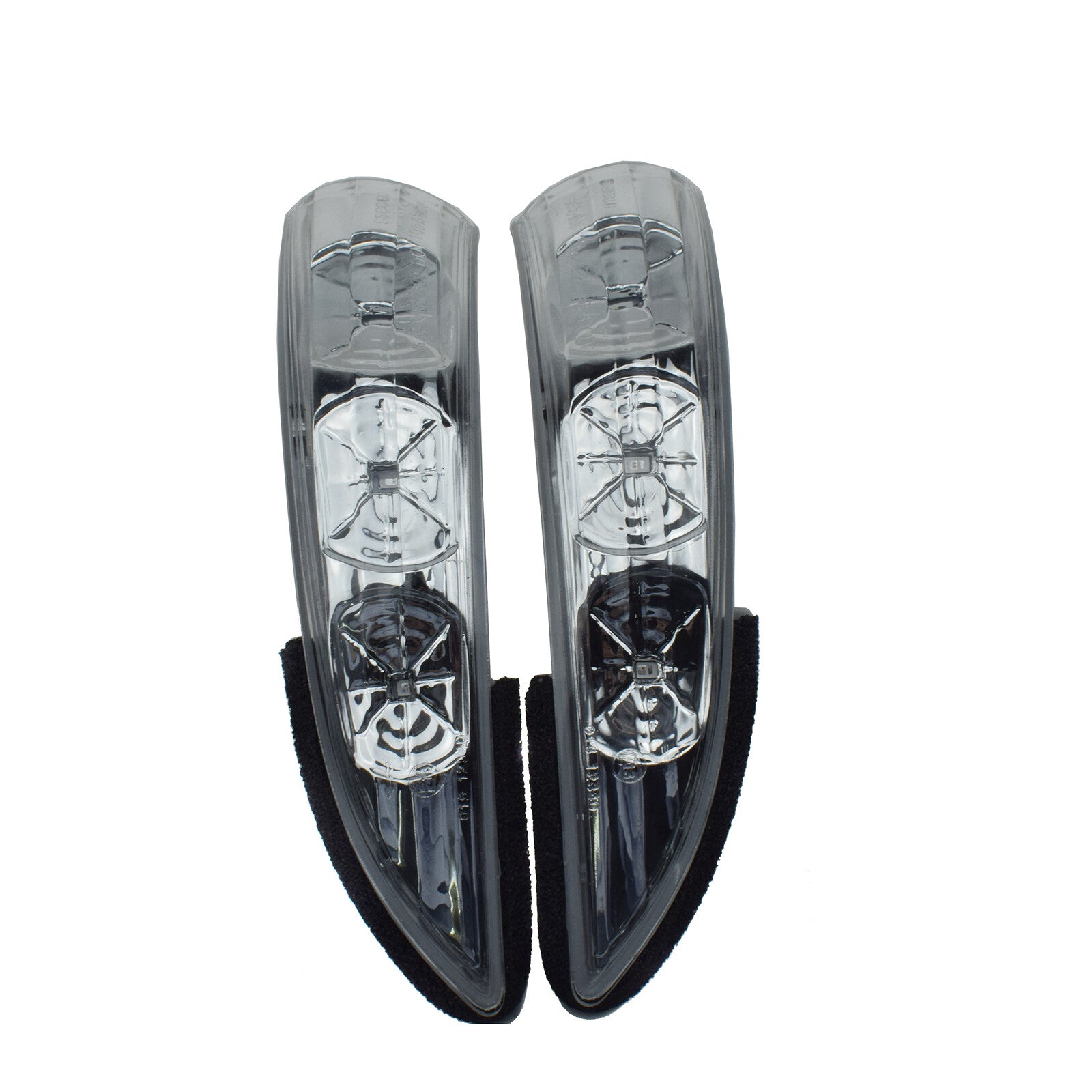 A pair of side mirror turn signals, suitable for HYUNDAI for GENESIS Coupe 2010-16, new.
