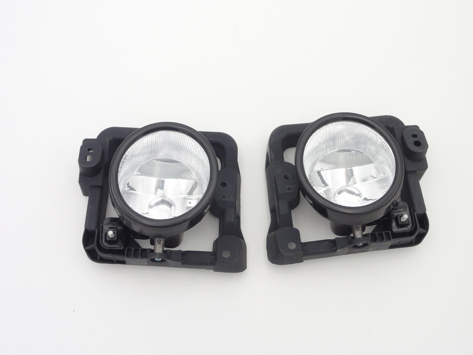 One pair of transparent front fog lights, bumper lights, and driving lights suitable for Honda Accord 2009-2010.