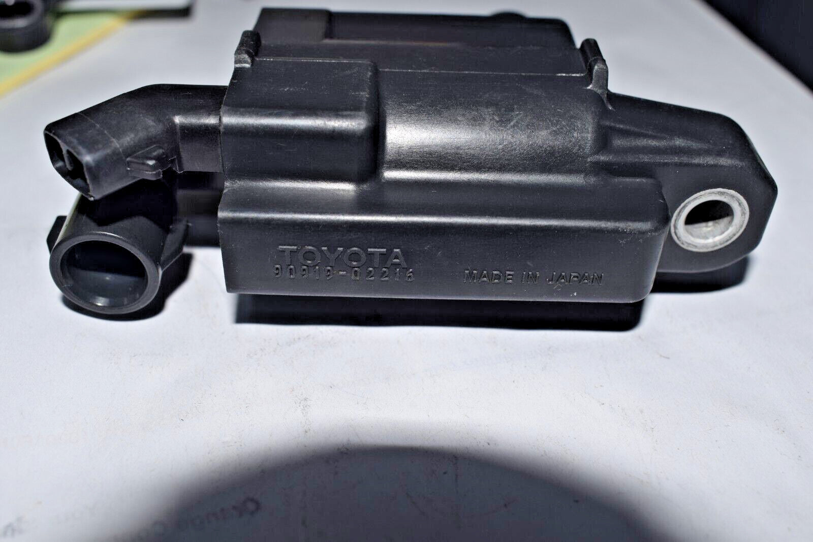Ignition Coil for Lexus GS300 IS300 SC300 L6 3.0L 98-2005 UF228 90919-02216 OEM