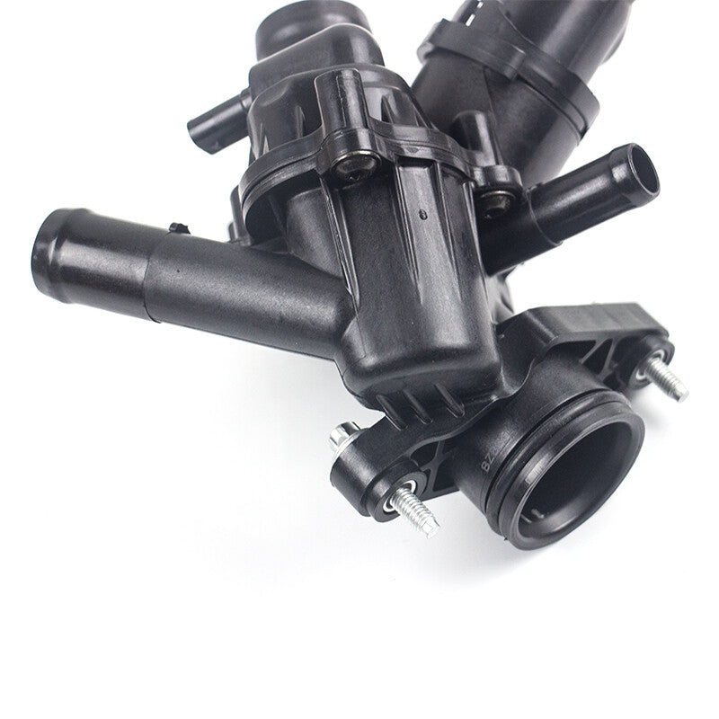 Turbocharged engine thermostat suitable for Mercedes-Benz CLA250 CLA45 AMG 2.0L 2702000415