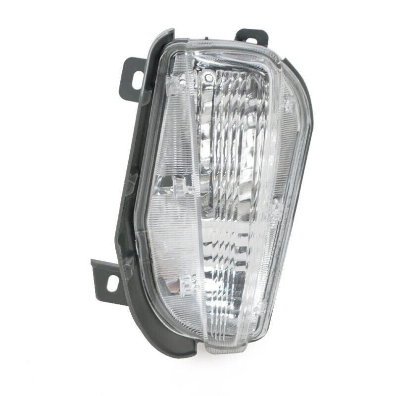 Right front bumper turn signal and fog light for Toyota Prius V 2012 2013 2014
