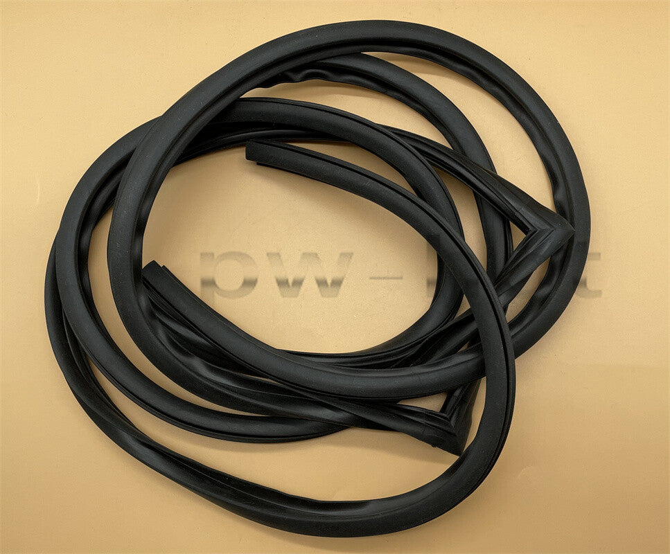 The brand-new rear windshield upper mold seal is suitable for BMW E60 5 Series 525i 530i 528i