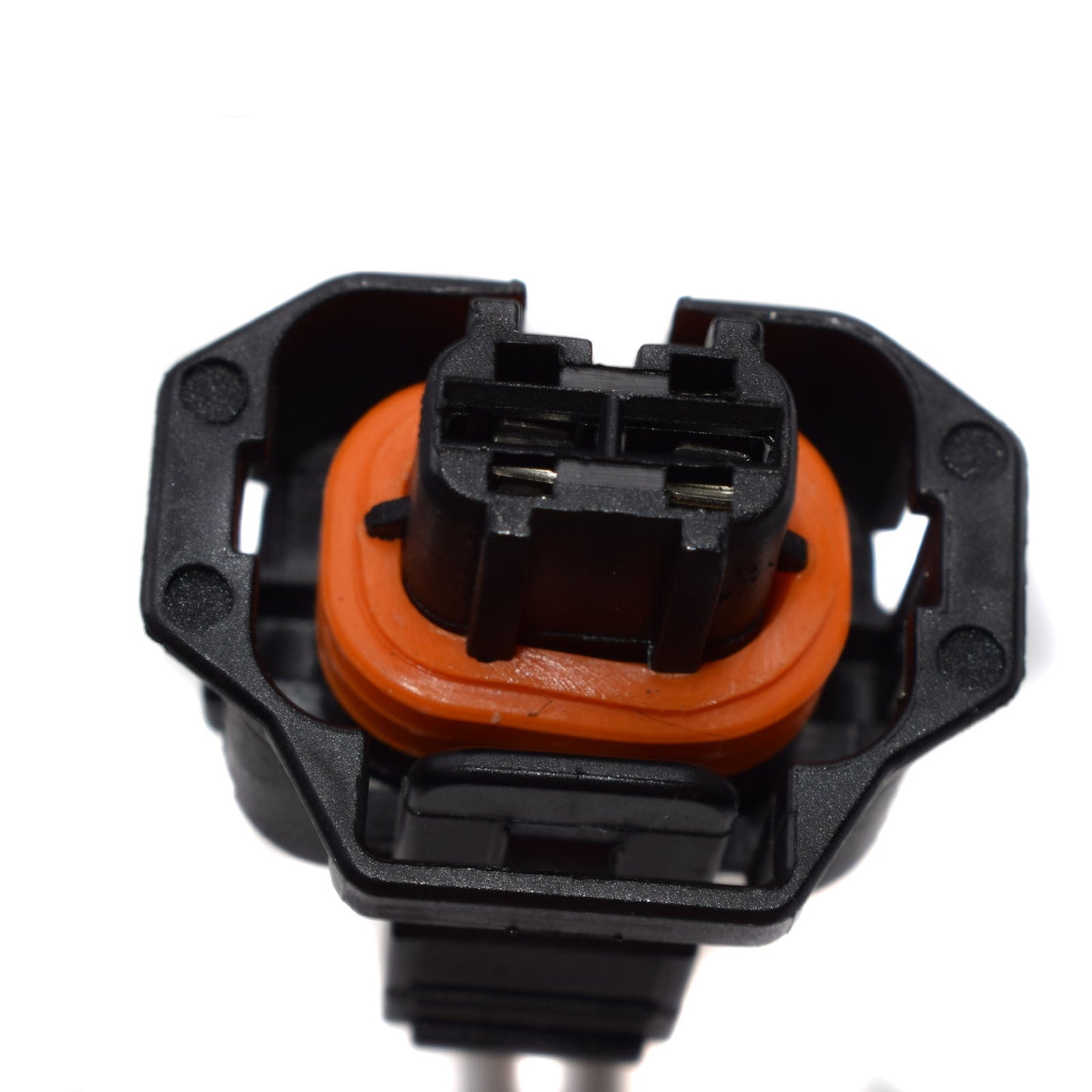 Fuel pressure regulator connector 0928400535 is suitable for universal LB7, LLY, LBZ, and LMM models.