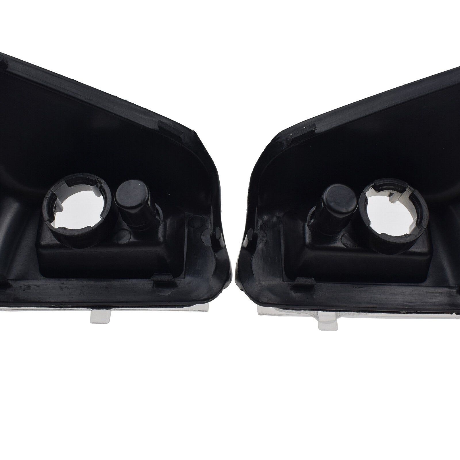 A pair of turn signals on the left and right side mirrors are applicable to for Mercedes-Benz Sprinter 2500 and 3500 models.