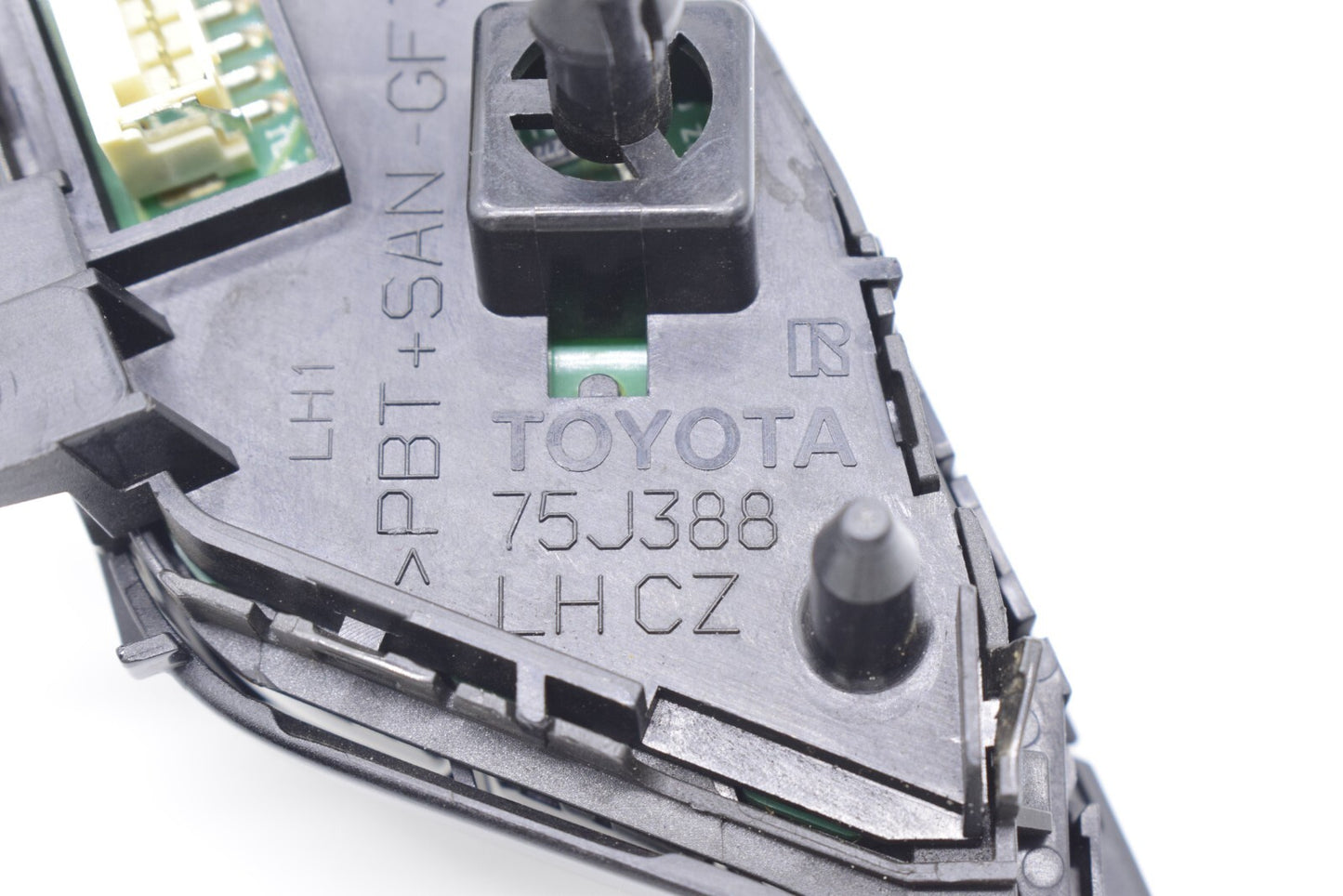 Y1736 for Toyota Steering Wheel Adjustment Switch 75J388