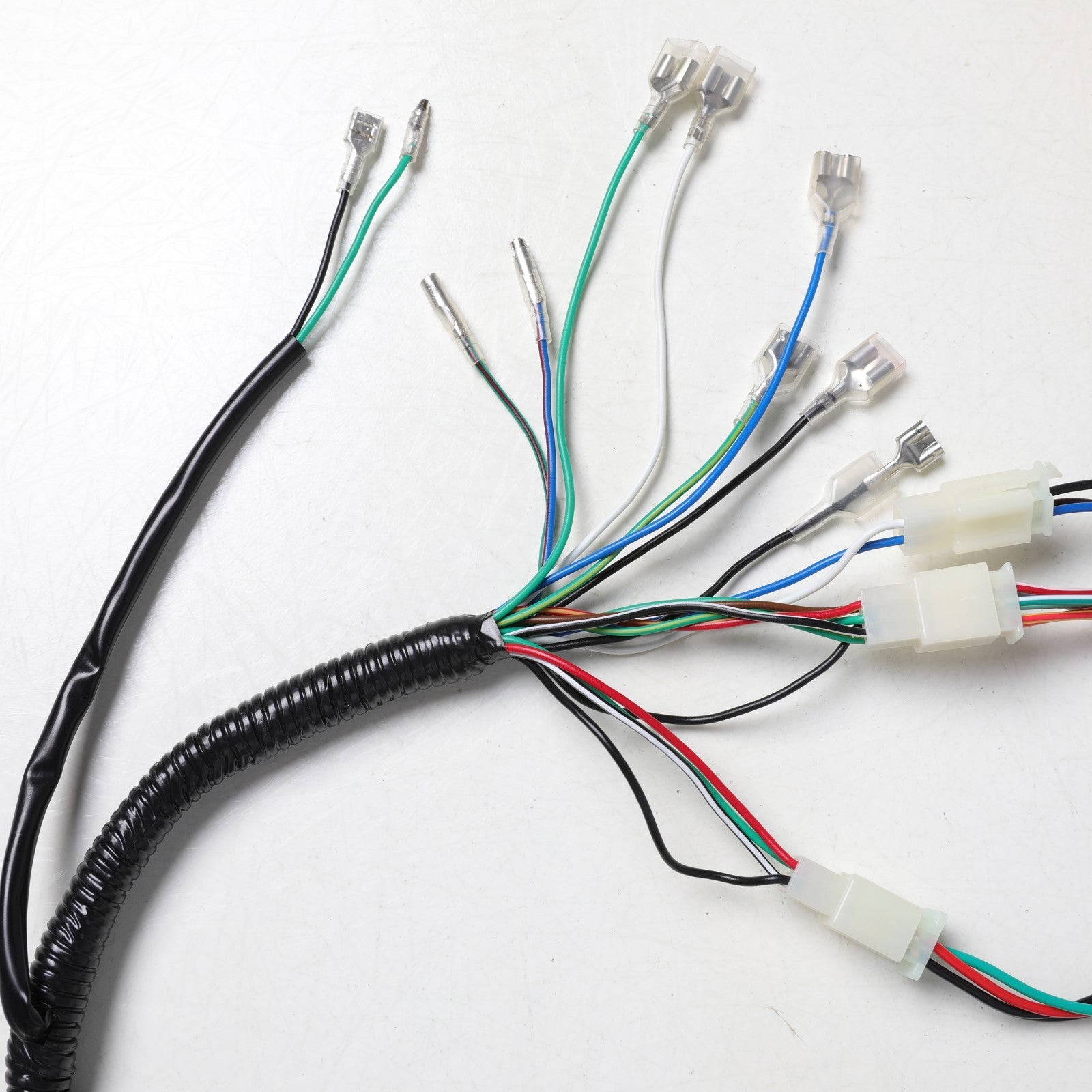 Complete electric wiring harness for 250cc Dirt Pit bicycles, all-terrain vehicles, go-karts, and four-wheel off-road vehicles.