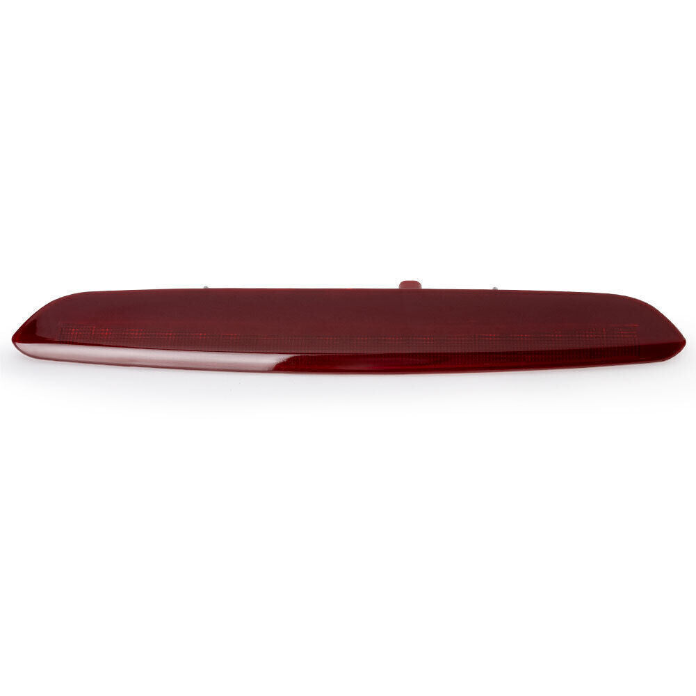 One rear high-mounted third brake light is applicable to 2015-2020 for Jeep Renegade 68247AA