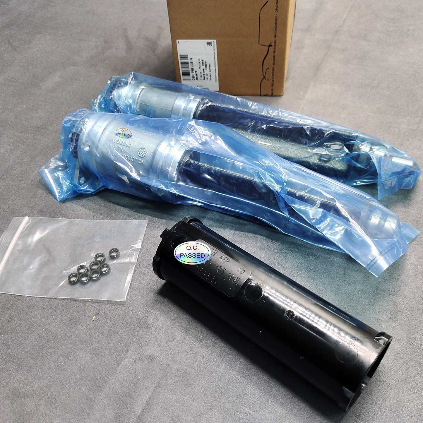 Balance shaft repair kit and oil filter suitable for Audi for A4 GTI 1.8T 2.0T (model 06H103273BH).