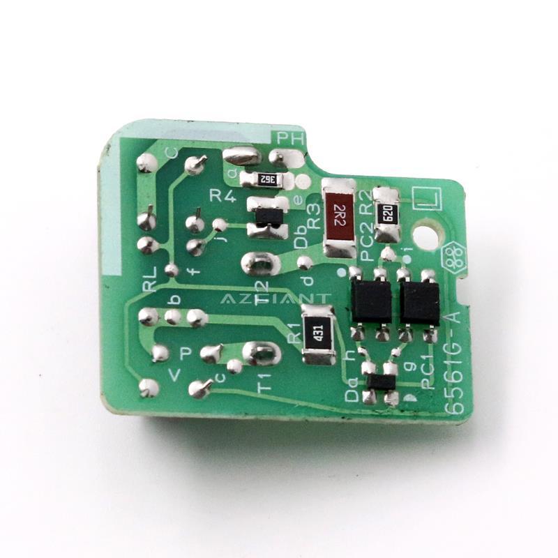 The PCB board for the folding motor of the outer-side reversing mirror is suitable for Toyota Sequoia 2001-2007.