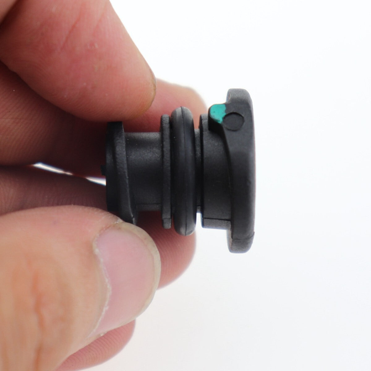 2015-2018 Plastic drain plugs for Volkswagen for Golf GTI, equipment manufacturer ( ) 06L103801, 5 new pieces.