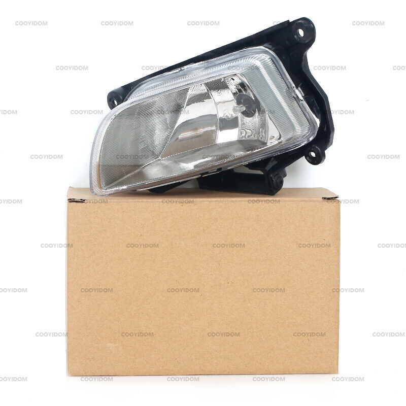 A pair of front bumper fog lights are suitable for the for Kia Optima Lotze 2009 and 2010 models.