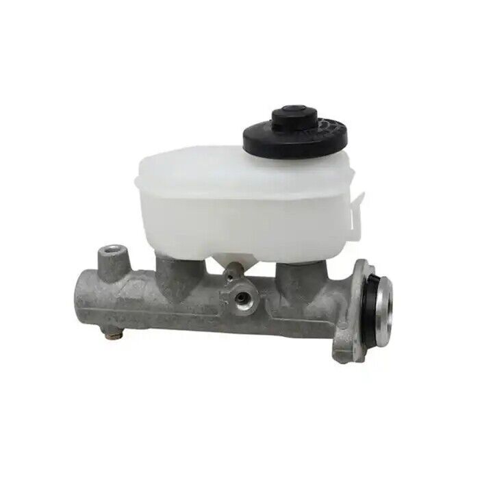 Applicable to for Toyota for Avalon Solara for Lexus ES300 2.2L/3.0L brake master cylinder 4720133140