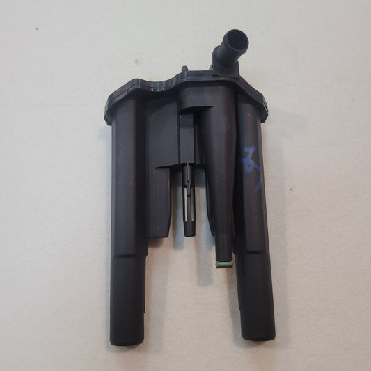 Crankcase Oil Breather Separator for Land Rover for Range Rover LR4 Sport LR054999