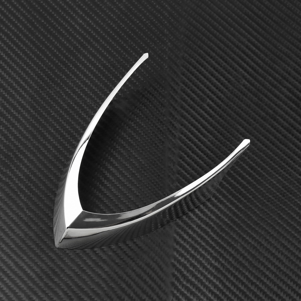 Motorcycle Tail Light Top Trim Cover Fit For Indian Chieftain Roadmaster 14-18