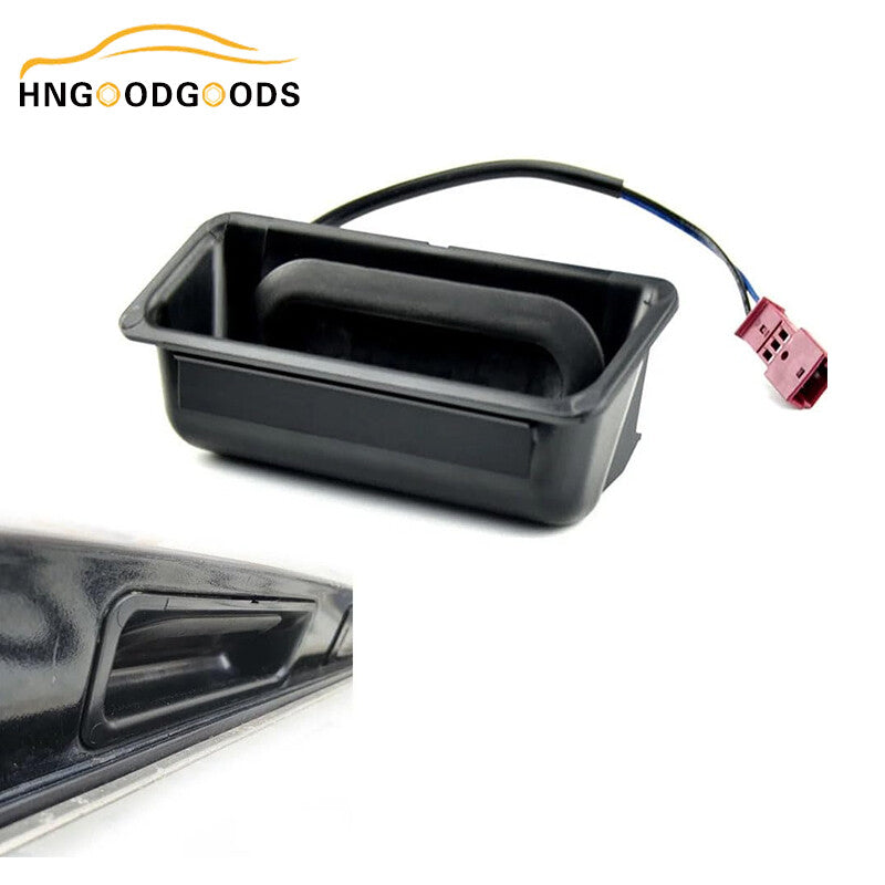 The tailgate and trunk lid lock button switch is suitable for BMW E39, E60, 520i, 525i, 528, and 530 models.