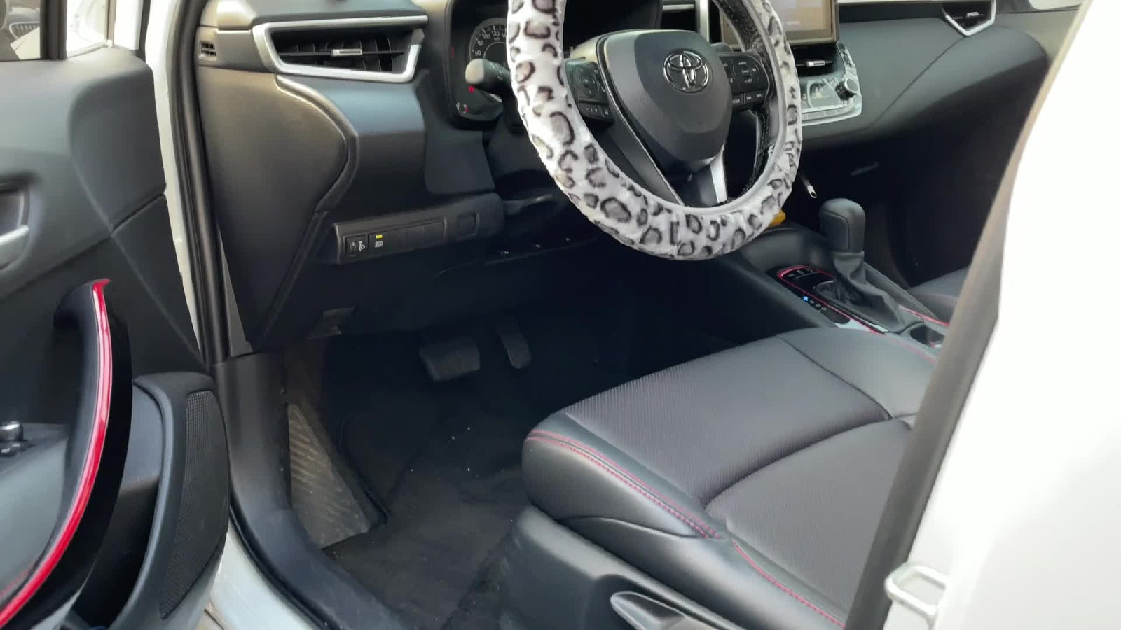 Steering wheel cover plush steering wheel cover steering wheel protector steering wheel cover car anti-slip
