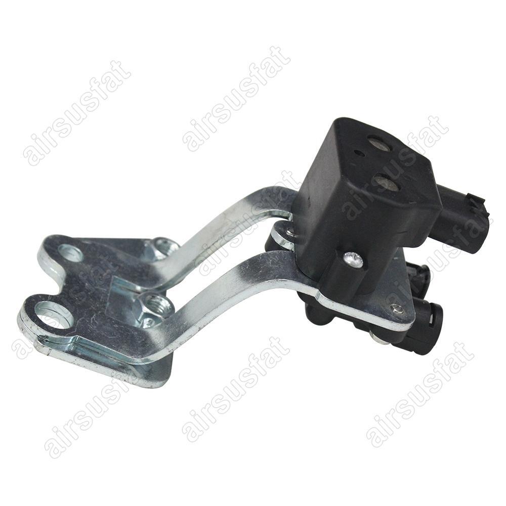 for Lexus GX460 for Toyota Prado 150 Air Compressor Height Control Valve w/Bracket