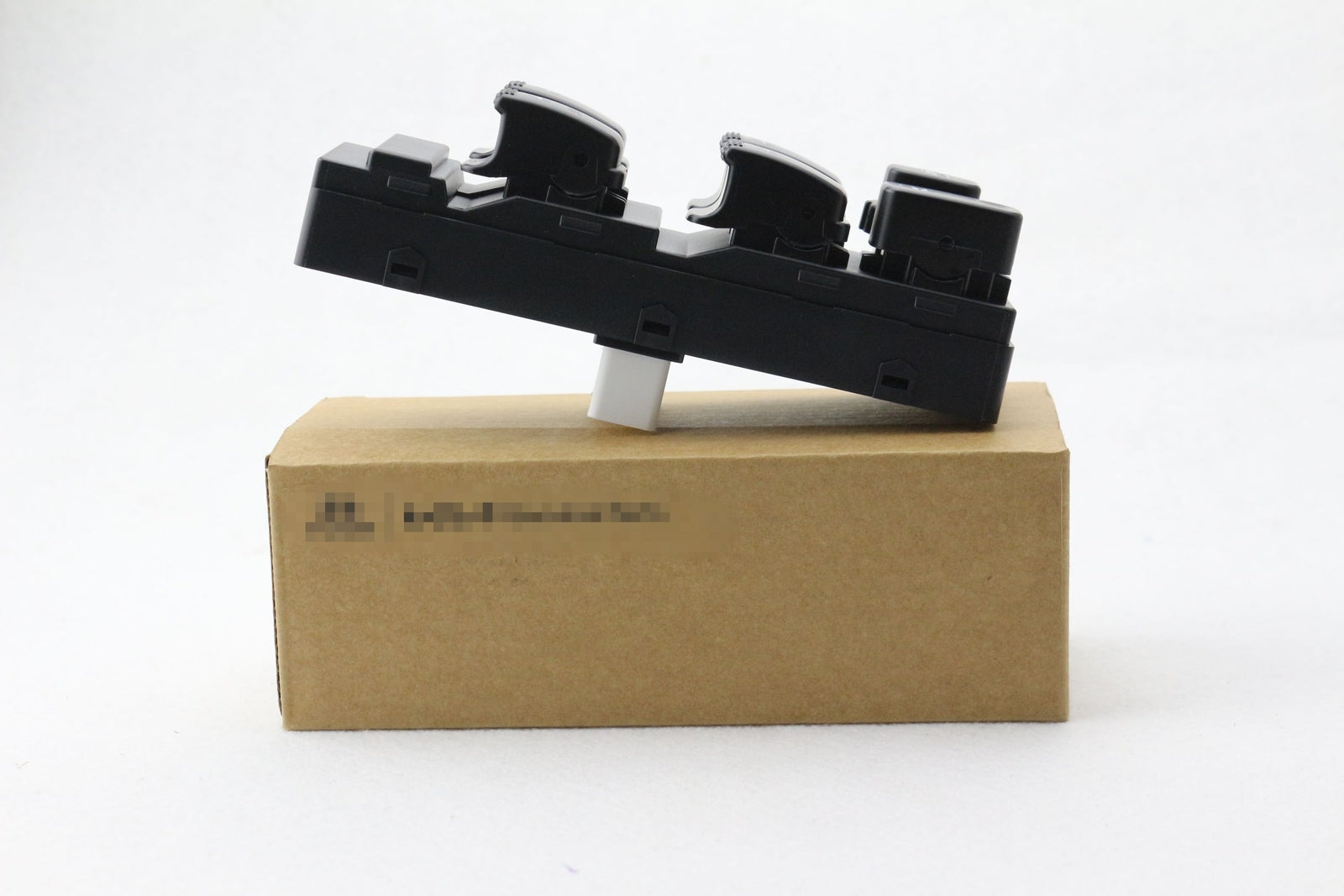 Car Electric Window Switch 93570-2F200 Fit for Kia Spectra 04-09