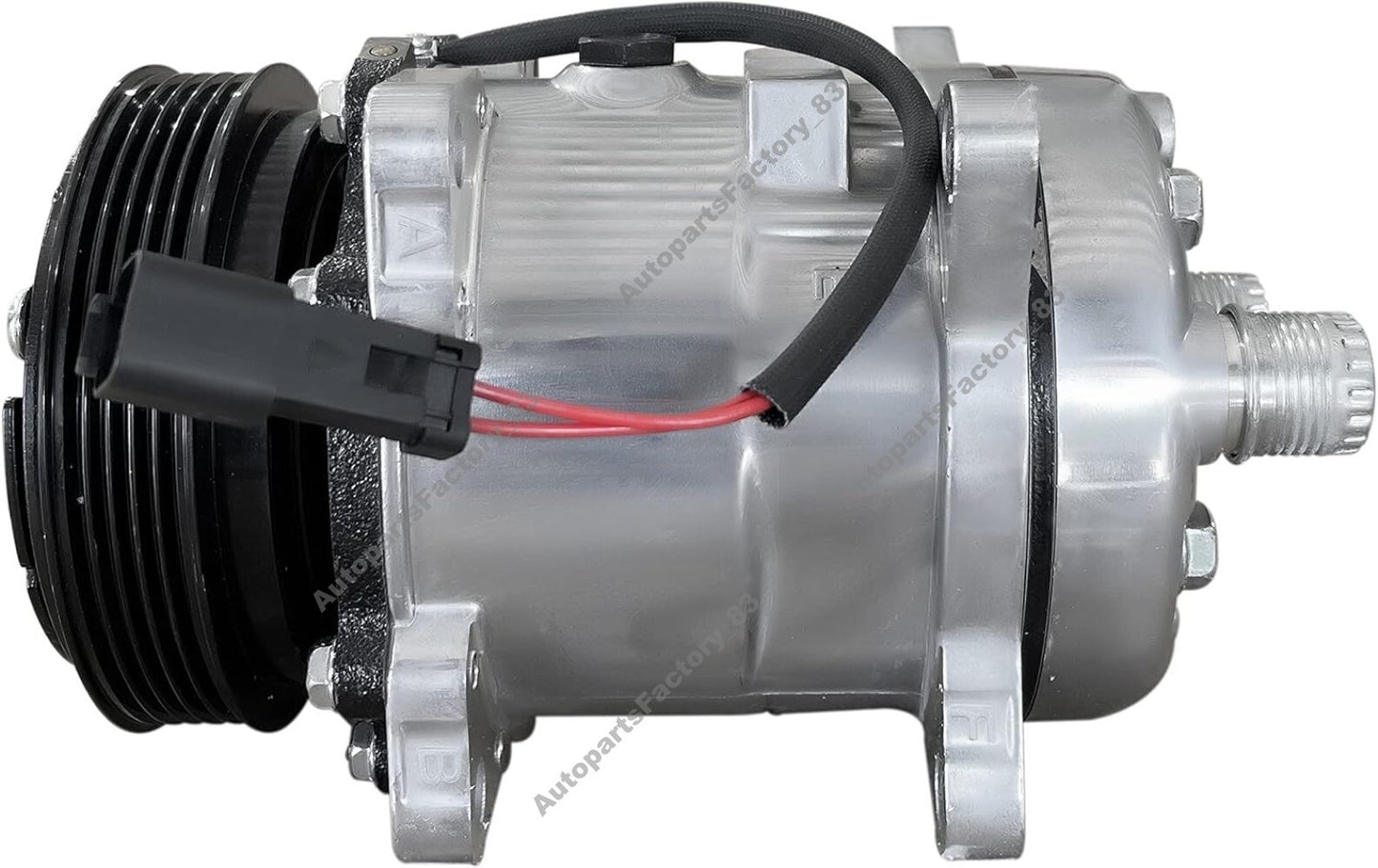 SD5H11 air conditioning compressor 7023585 7279139 is suitable for Bobcat compact rail loaders T550 and T590.