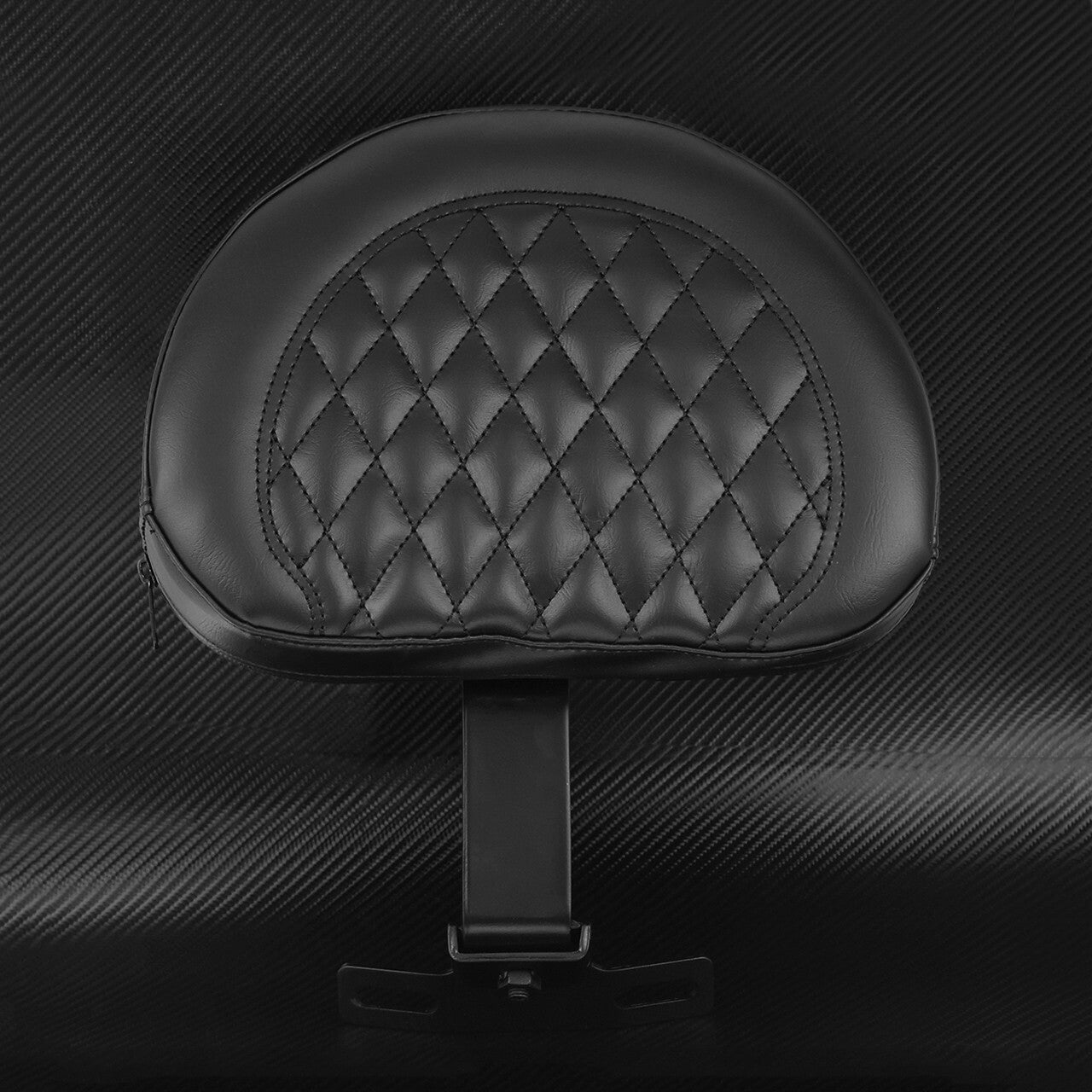 Plug-in Driver Rider Backrest Diamond Pad Fit for Harley Fatboy Softail 2007-17