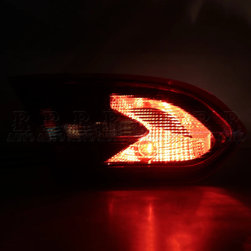 Applicable to for Ford Focus 2015-2018: Left inner taillight, rear turn signal taillight.