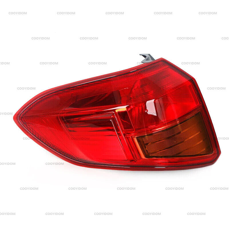 The right-side taillight and rear brake light are halogen, suitable for the for SUZUKI Vitara 2016-18.